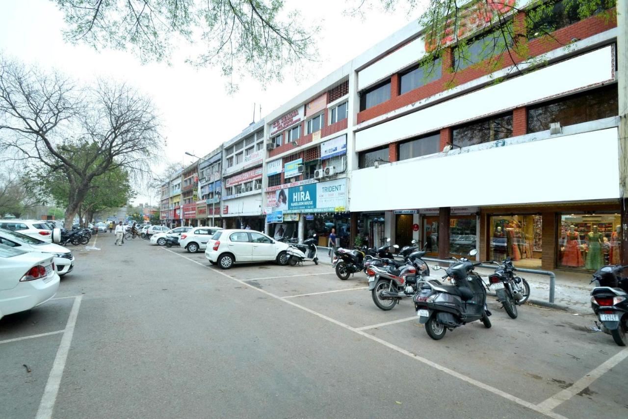 Oyo 8622 Hotel Grand Inn Chandīgarh Exterior foto